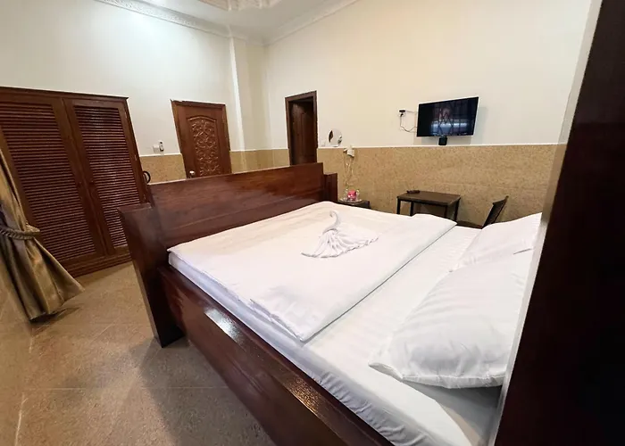 Angkor Gecko's & Pensjonat 3*
